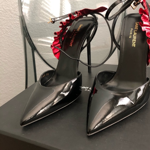 Saint Laurent Black patent heels - Picture 3 of 8